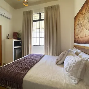 3* Hotel 27 Colonial, Centro Historico